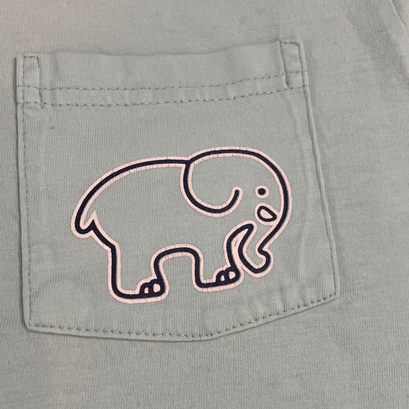 Ivory Ella Size Small Mint Blue/Green Shirt with Elephant Graphic - Picture 2 of 4